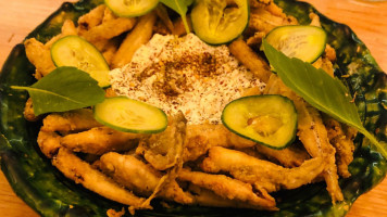 Caldos De Gallina Y Birria De Res Nourriture