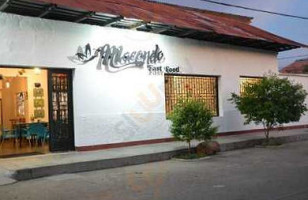 Macondo outside