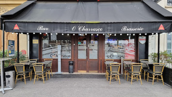 Tacos Cuates outside