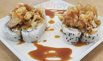 Y Cevicheria Sazon Costeña Comida