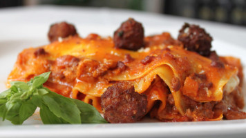 Sushi Seven Lomas food