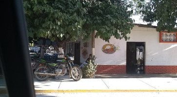 El Caribe Llanero outside