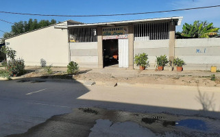 El Caribe Llanero outside