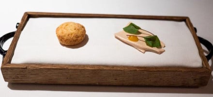 Auberge Du Lac drink
