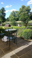 Auberge Du Lac outside