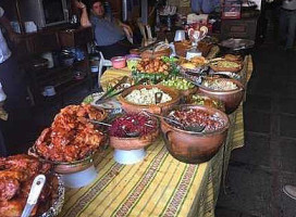 La Cuevita De Urquizu food