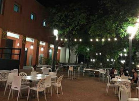 Ostra Cosa outside