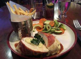 Provecho Gastropub Grill food