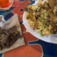 Hooters food