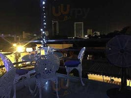 Mons House Curiti outside