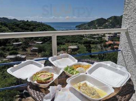 La Morena Taganga outside