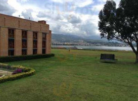 Toppings Food Truck Exterior
