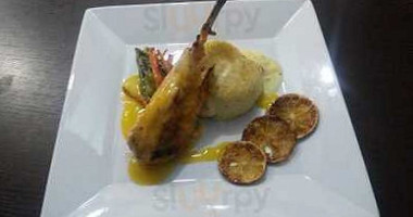 Marina Del Puerto Comida