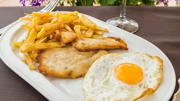 Chiltepinos food