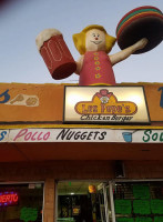 Los Pepes Chicken Burguer outside