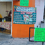 Antojitos Mexicanos Las Flores outside