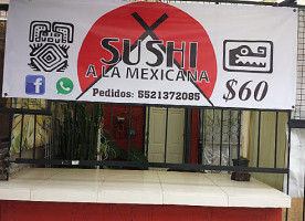 Sushi A La Mexicana outside