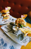 The Grill Station Burger Minuman