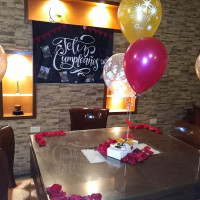 Status Restaurant inside