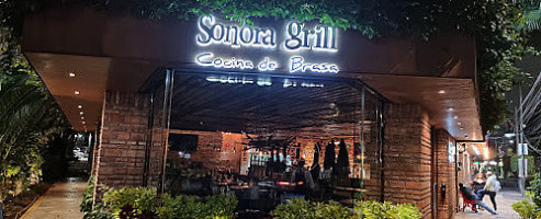Sonora Grill - Narvarte outside