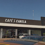 Café Canela outside