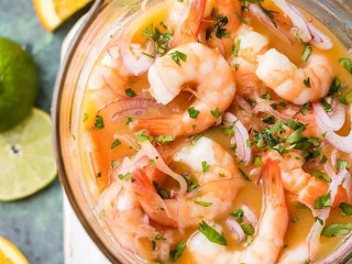 Ceviches Y Cazuelas El Calamar