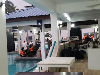 Flip Flop Sports The Yellow Steps!