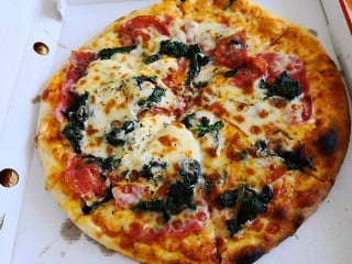 De Los Santos Pastel Y Café