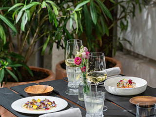 Los Albañiles Taco Shop