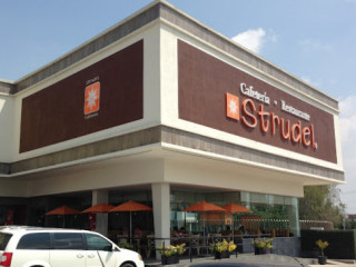 Strudel Y Cafeteria