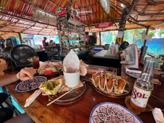 El Borracho Burro Cantina, México