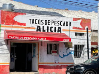 Tacos De Pescado Alicia, México