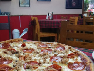 Willy's Pizza