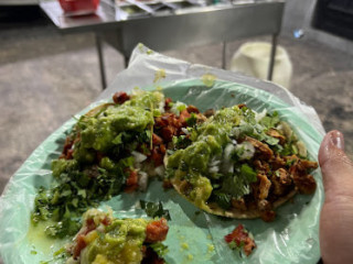 Tacos El Güero Taquiquesos