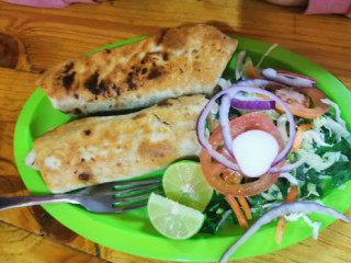 Los Guaraches De Nadia