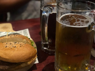 Mccarthy's Irish Pub (patio Valle De Chalco)