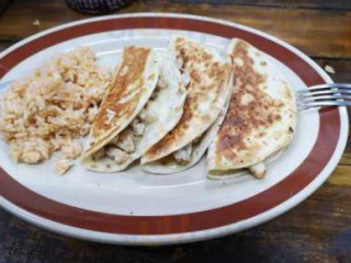 Mexican Snacks, Tacos Y Tortas