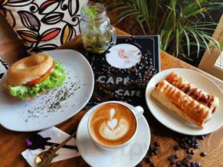 Capé Café