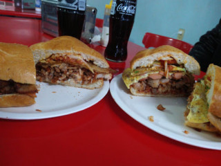 Carnitas Y Tortas “carnicería Lopez”