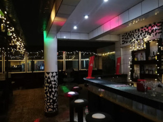 Pankino's Café Bar /restaurante
