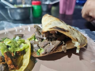 Tacos De Carne Asada El Tigre