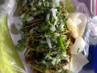 Tacos Y Tortas El Güero