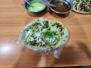 Taqueria Los Güeros De Arandas