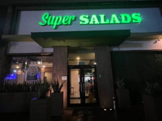 Super Salads Aeropuerto