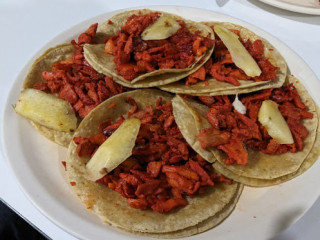 Taquería El Charquito