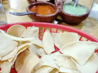 Carbón Salsas Tacos