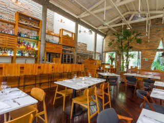 Carmen Restaurante y Bar