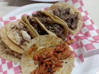 Tacos El Rico Lechon