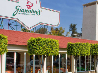 Giannino's