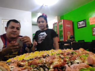 Chucho's Pizza